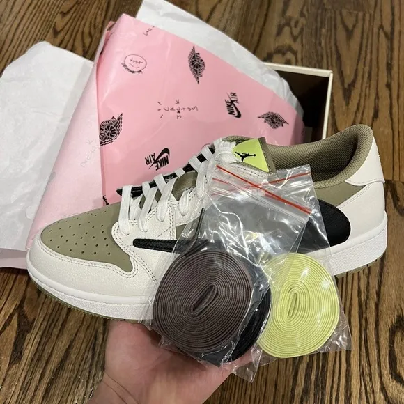 💕Travis Scott x Air Jordan 1 Low Golf &quot;Neutral Olive&quot; Sneakers💕