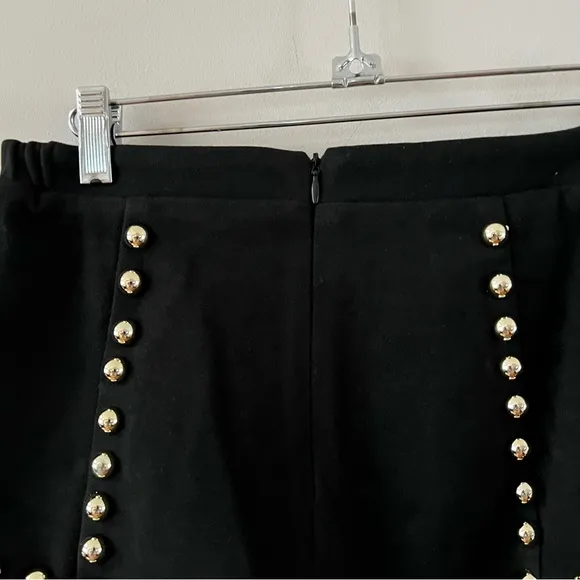 Tuckernuck Gold stud mod a-line mini skirt Ladies size xs Black