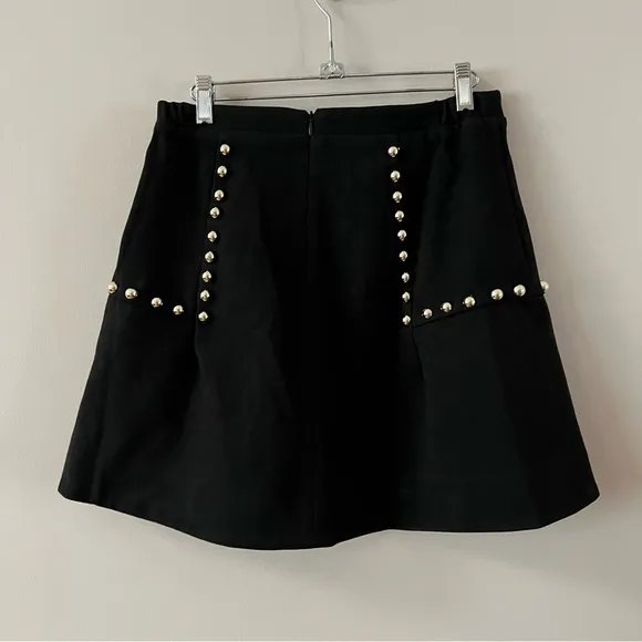 Tuckernuck Gold stud mod a-line mini skirt Ladies size xs Black