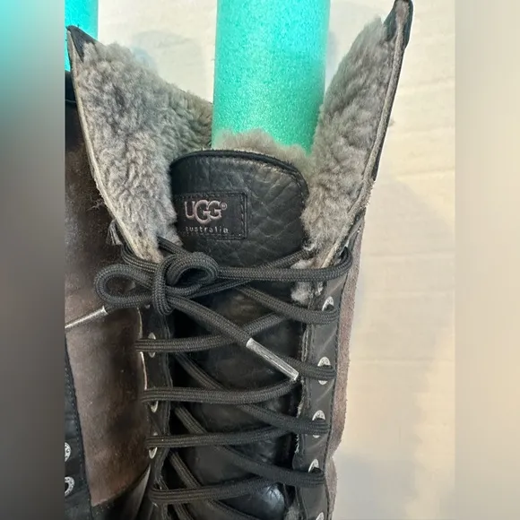UGG Adirondack Tall Black Leather Waterproof eVent Snow Boots Size US 6 Women