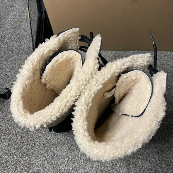 UGG Australia Shoreline Suede Winter Boots