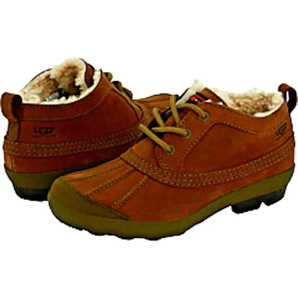 UGG Australia Women's Magpie Hiking Shoes Boots 5