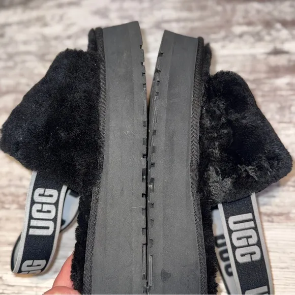 UGG Black Platform Disco Slides with Fuzzy Strap Women’s Size 7