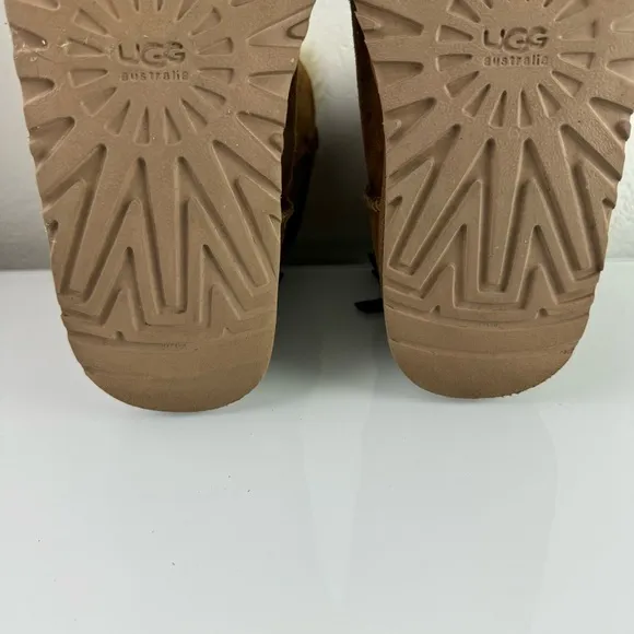 Ugg Boots Bailey Bow Chestnut Solid Brown Tan Pull‎ On Winter Snow Leather Suede