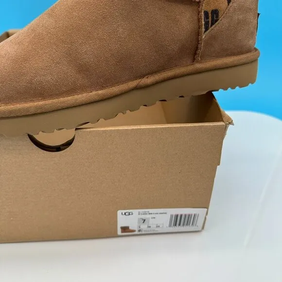 UGG Women's Classic Mini II Ugg Graphic Print‎ Sheepskin Boots, Size 7, Chestnut