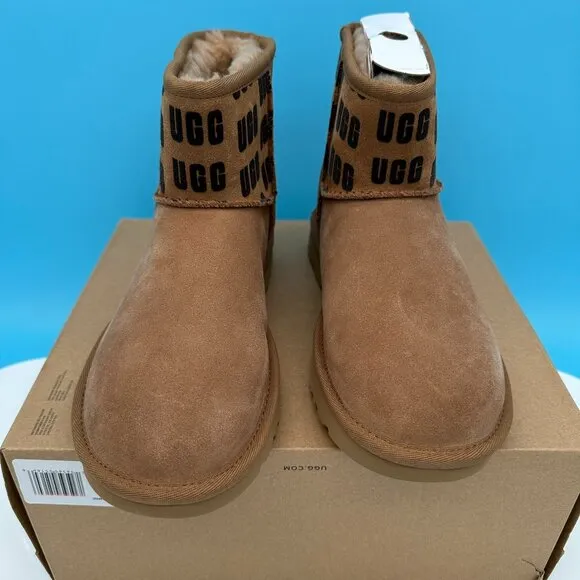 UGG Women's Classic Mini II Ugg Graphic Print‎ Sheepskin Boots, Size 7, Chestnut