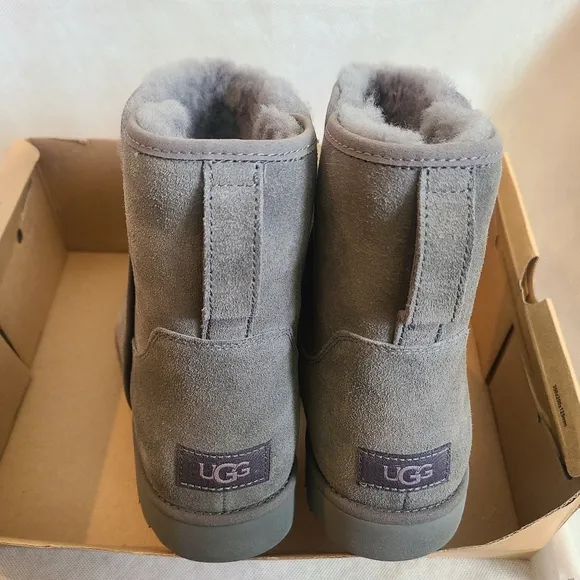 UGG Women's Cory II Genuine shearling Lined Boots in Charcoal Grey Sz 12