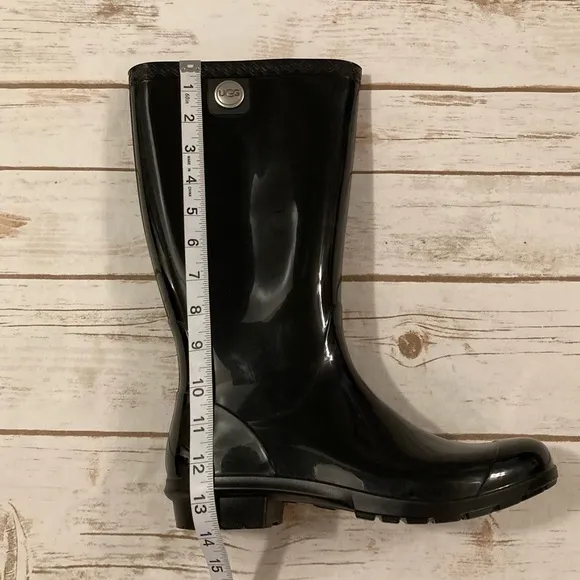 UGG Women's Sienna Waterproof Glossy Black Rubber Rain Boots Size 8