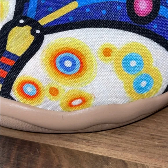 UIN Floral Artistic Art to wear Slip On Fairy Butterfly Shoe Sz 7.5 Garden Bees