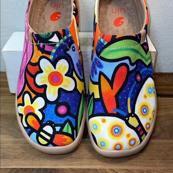 UIN Floral Artistic Art to wear Slip On Fairy Butterfly Shoe Sz 7.5 Garden Bees