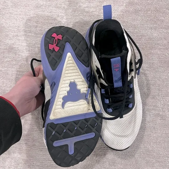 Under Armour Project Rock 5 “Girl Dad” | Size 6.5 Women’s | Good Condition