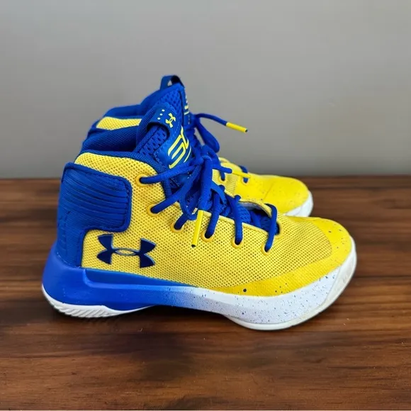 Under Armour Stephan Curry Yellow and Blue Sneakers kids 13K