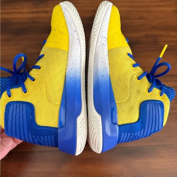 Under Armour Stephan Curry Yellow and Blue Sneakers kids 13K