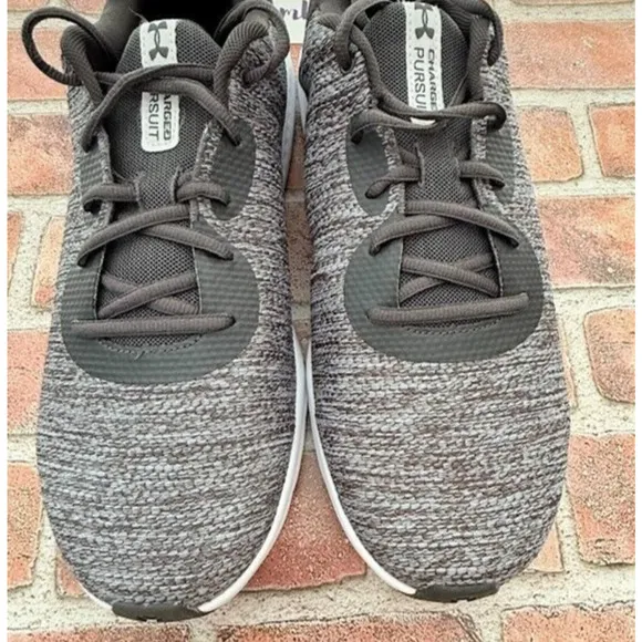 Under Armour UA CHARGED PURSUIT 3 TWIST Men's Size 12 Grey/Black Sneakers