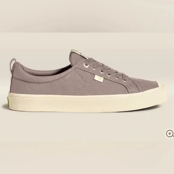 Unisex Cariuma OCA low mystic gray in canvas Men’s 8.5 Women’s 10