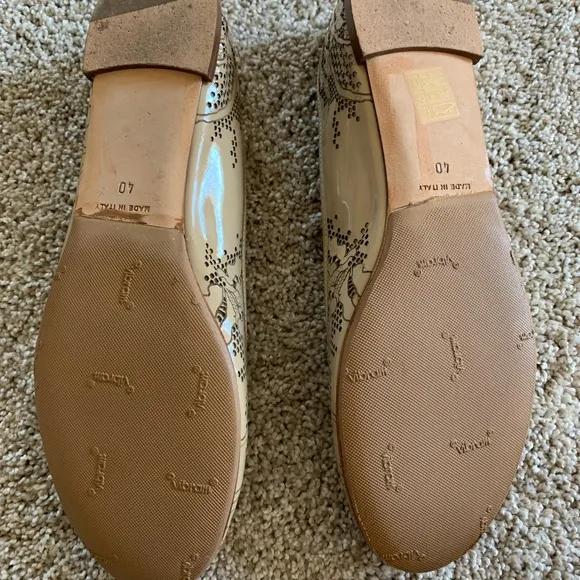 Valentino Nude Patent Floral Round Toe Ballet Flats