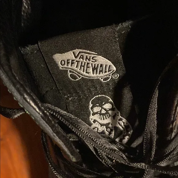 Vans Green and Black Lace-Up Boots with Signature Style Harry Potter Edition