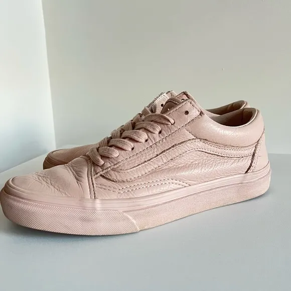 Vans pale beige pink leather old skool low top sneakers