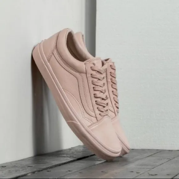 Vans pale beige pink leather old skool low top sneakers