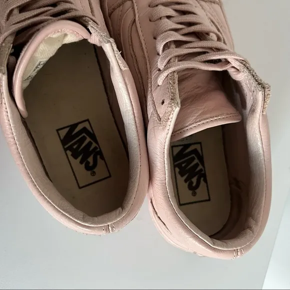 Vans pale beige pink leather old skool low top sneakers