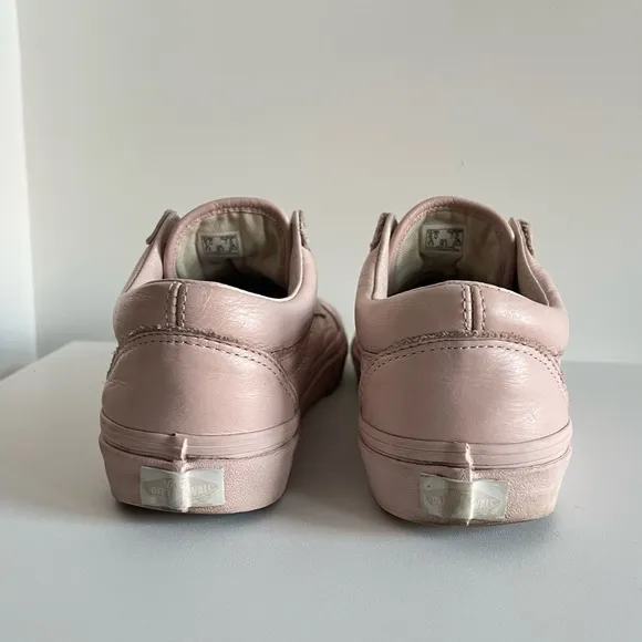 Vans pale beige pink leather old skool low top sneakers