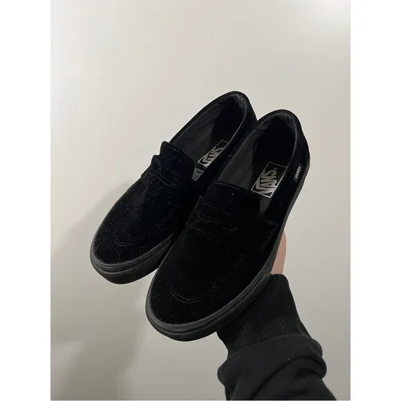 Vans Style 53 Velvet Black Slip on Loafers Size Womens 8 Men’s 6.5