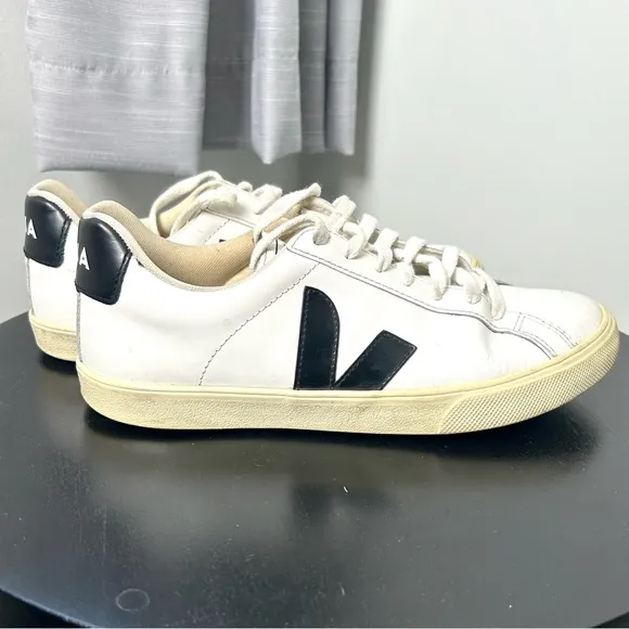 Veja Esplar Leather White Black