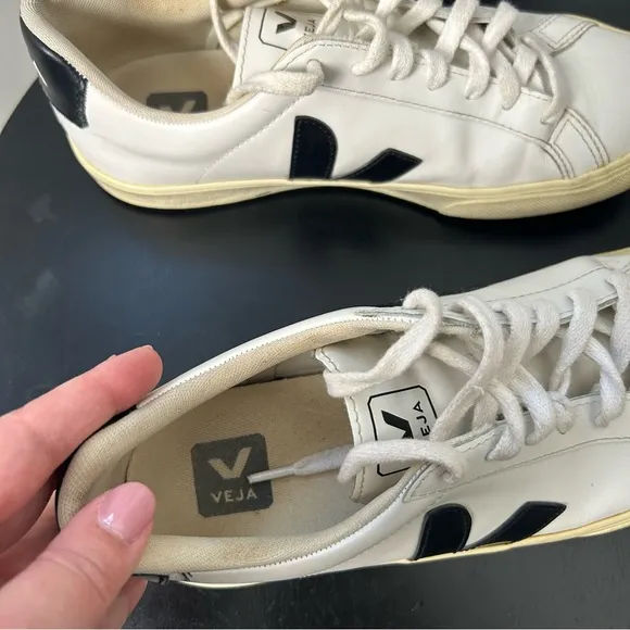 Veja Esplar Leather White Black