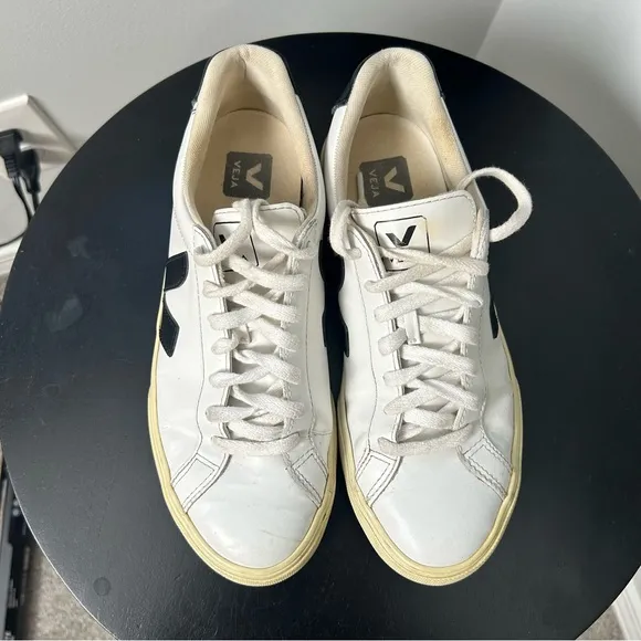 Veja Esplar Leather White Black