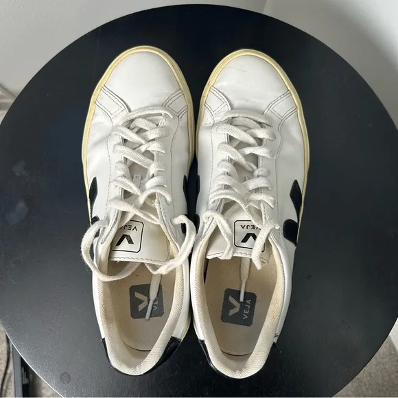 Veja Esplar Leather White Black