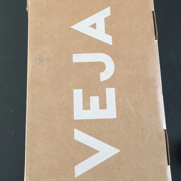 Veja Urca CWL white lavender pink size 10 EUR 41 new skater sneakers shoes