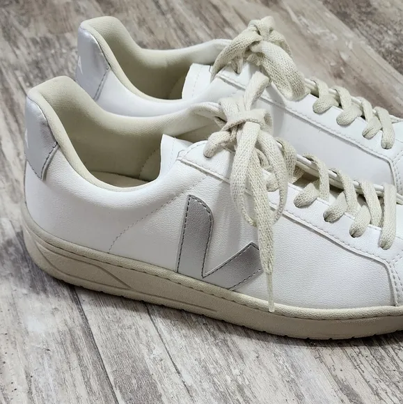 VEJA Urca T3 A Women's Casual Lace Up Sneakers Shoes White/Natural Size 8