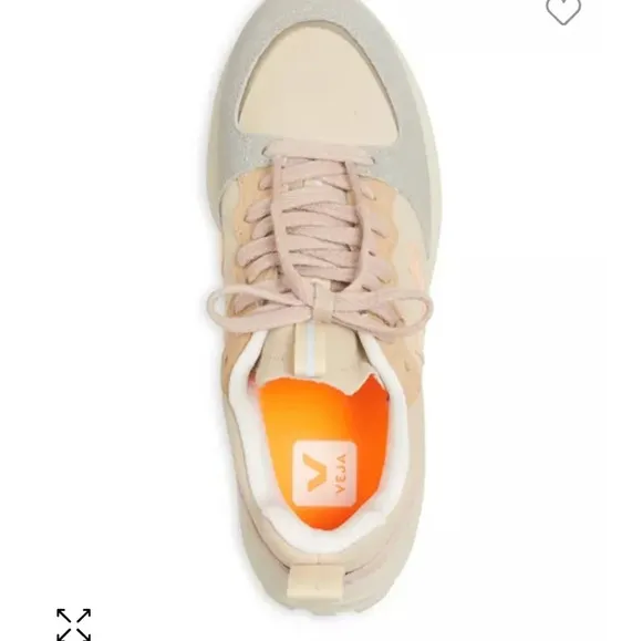 VEJA Venturi suede almond peach multico size US 5 NWT