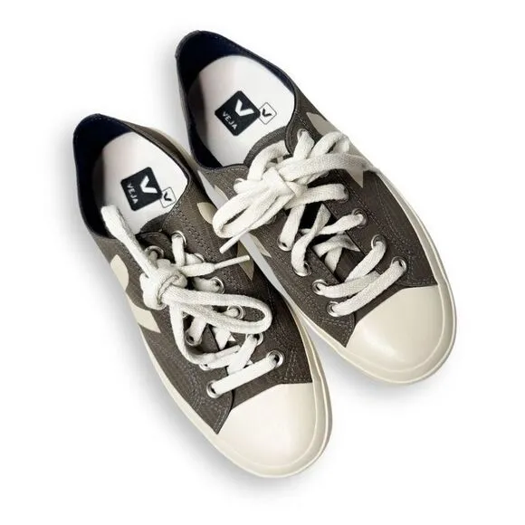 Veja Wata II Low-Top Sneakers in Neutral Grey Green Women’s Kids Size 5 EUR 36
