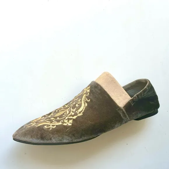 Velvet &amp; Gold Embroidery All Black loafers, size 7