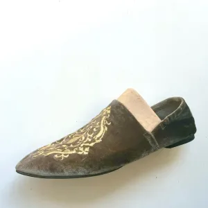 Velvet &amp; Gold Embroidery All Black loafers, size 7