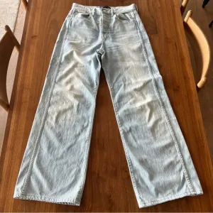 Veronica Beard Taylor Wide Leg High-Rise Jeans Aire wash