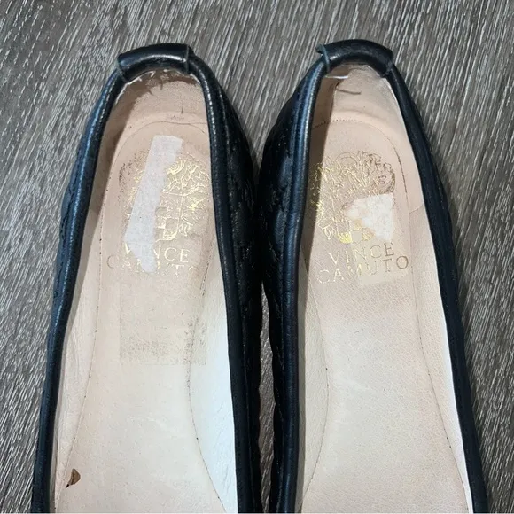 Vince Camuto Black Leather Quilted Gold Color Zipper Front Ballet Flats Size 6.5