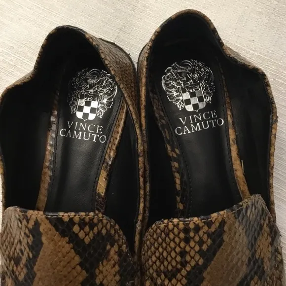 Vince Camuto Jendeya2 Snake Embossed Leather Loafers Size 7.5