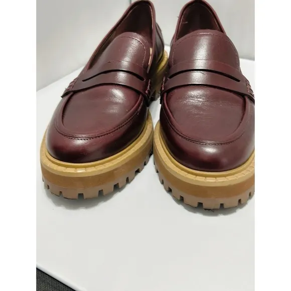 Vince Camuto Mckella Lug Sole Loafer in Cabernet