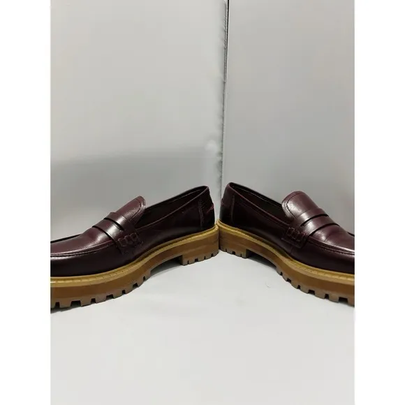 Vince Camuto Mckella Lug Sole Loafer in Cabernet