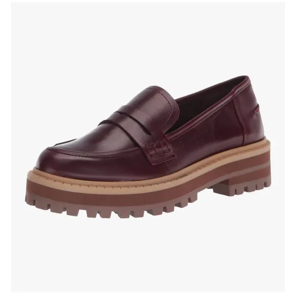 Vince Camuto Mckella Lug Sole Loafer in Cabernet
