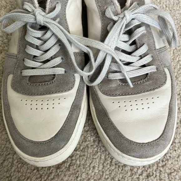 Vince color block neutral sneakers. Size 5.5.  Worn once excellent condition.