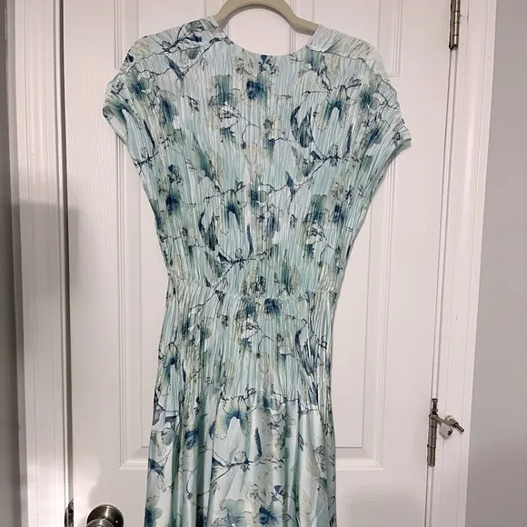 Vince | Flora Crushed Cap Sleeve V-Neck Dress
