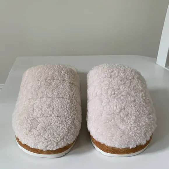 VINCE Loni Shearling Slipper Slides Size 9 NEW