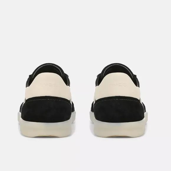 Vince womenOasis Sneaker black $250 new