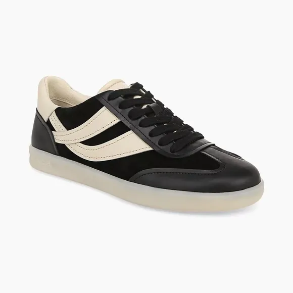 Vince womenOasis Sneaker black $250 new