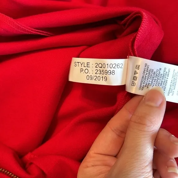 Vineyard Vines red ruffle flutter sleeve a-line sheath dress sz 8