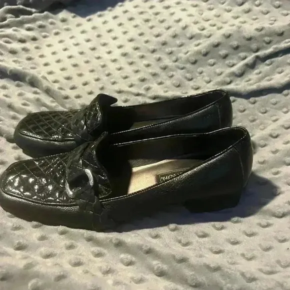 Vintage Brighton Black Kane Loafers Slip Pn Dress Shoes, Size 9‎