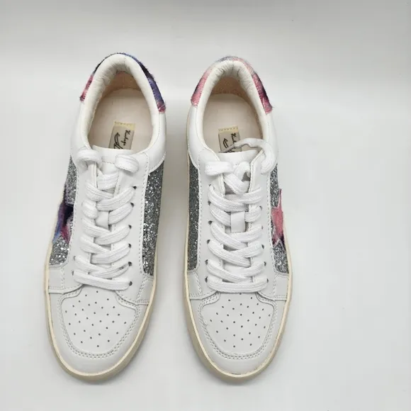 VINTAGE HAVANA White Frosty Glitter Calf‎ Hair-Trim Sneakers Size 7.5